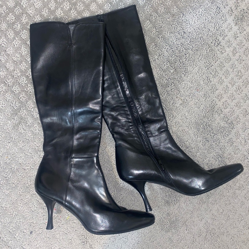 Stuart Weitzman Black Leather Knee-High Boots